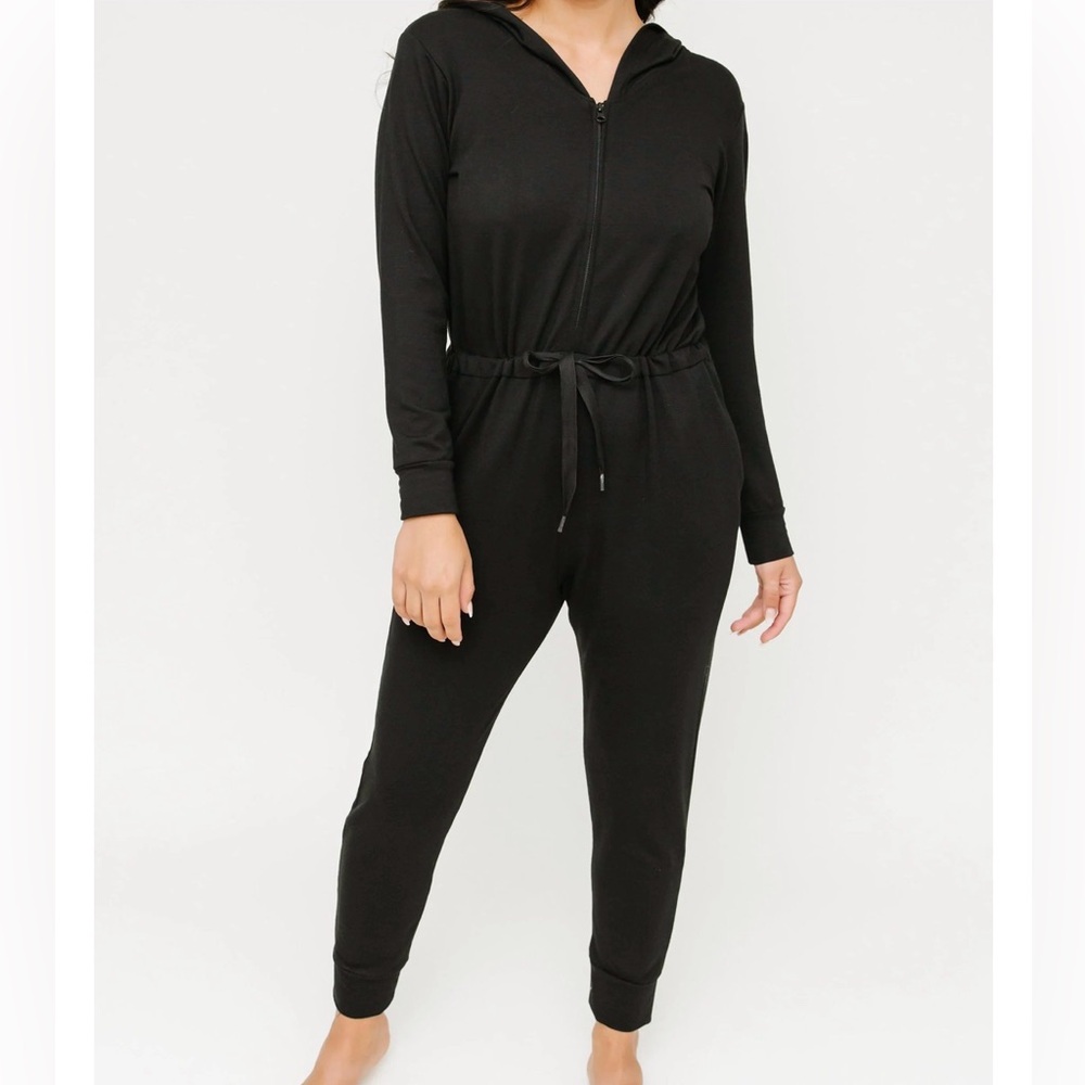 JH X SMASH + TESS HARRIS HOODIE ROMPER IN MIDNIGHT BLACK
